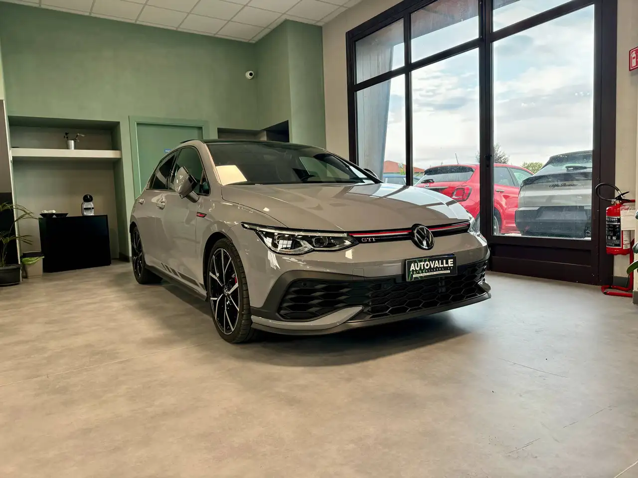 Volkswagen Golf Golf VIII 2.0 tsi GTI Clubsport 300cv dsg — photo 1 of 15