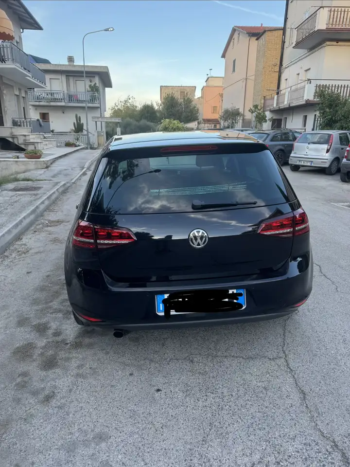 Volkswagen Golf 5p 1.6 tdi Highline Business — photo 1 of 11