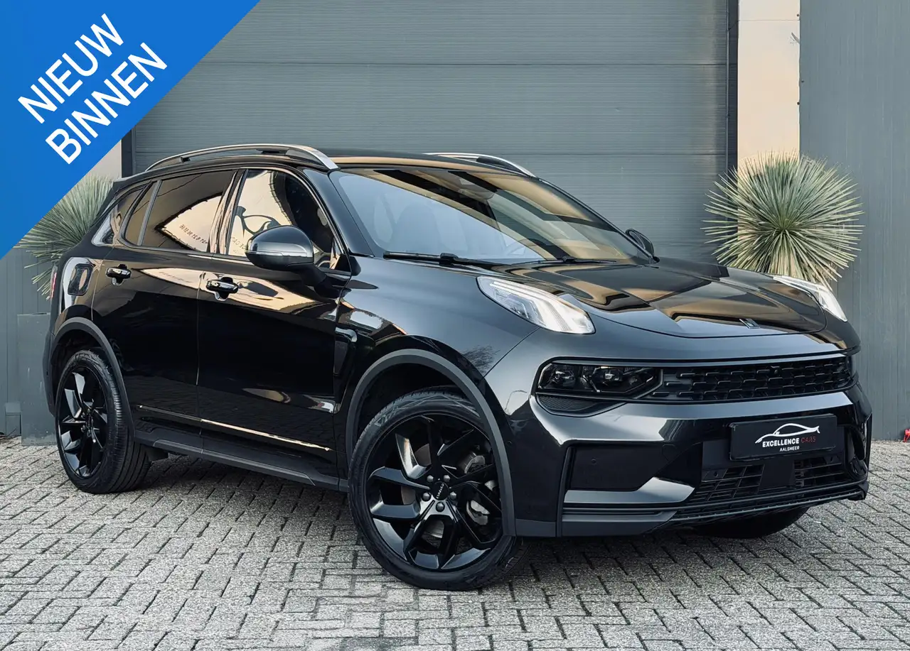 Lynk & Co 01 Pano/Navi/Camera/Trekhaak?blackStyle — photo 1 of 22