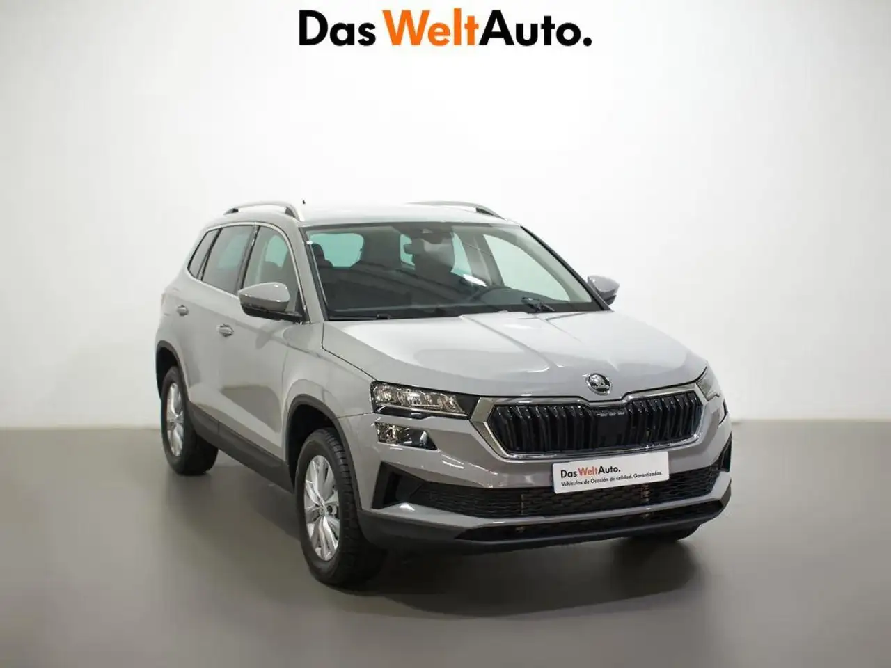 Skoda Karoq 2.0TDI Adblue Ambition 85kW — photo 1 of 15
