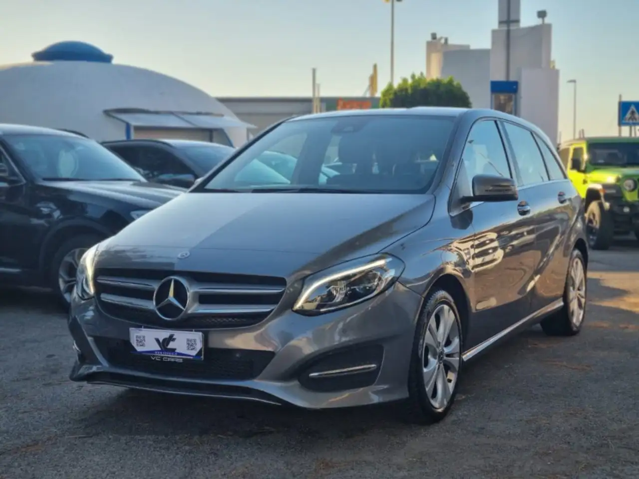Mercedes-Benz B 180 d Sport — photo 1 of 15
