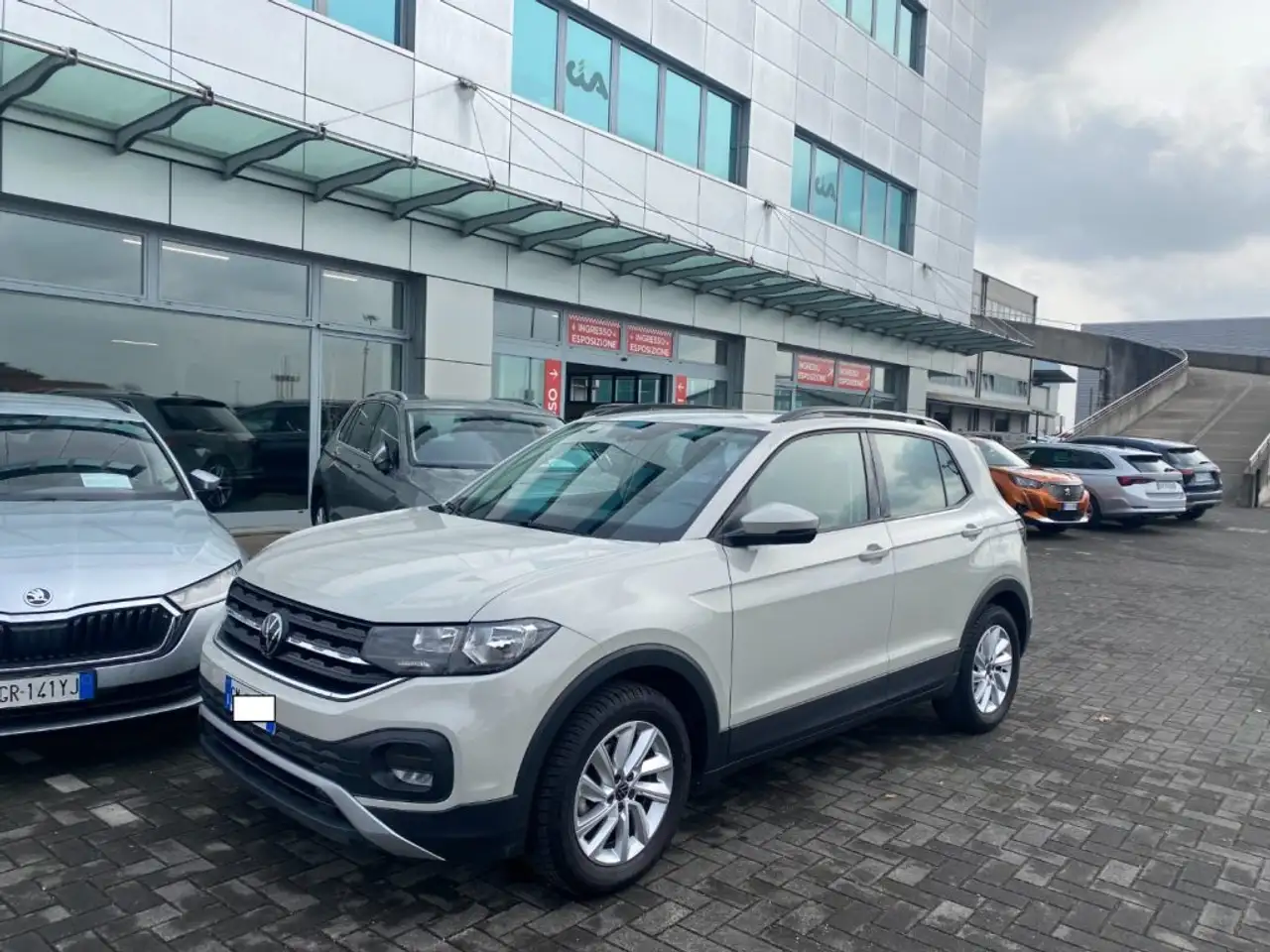 Volkswagen T-Cross 1.0 TSI 110 CV life — photo 1 of 11