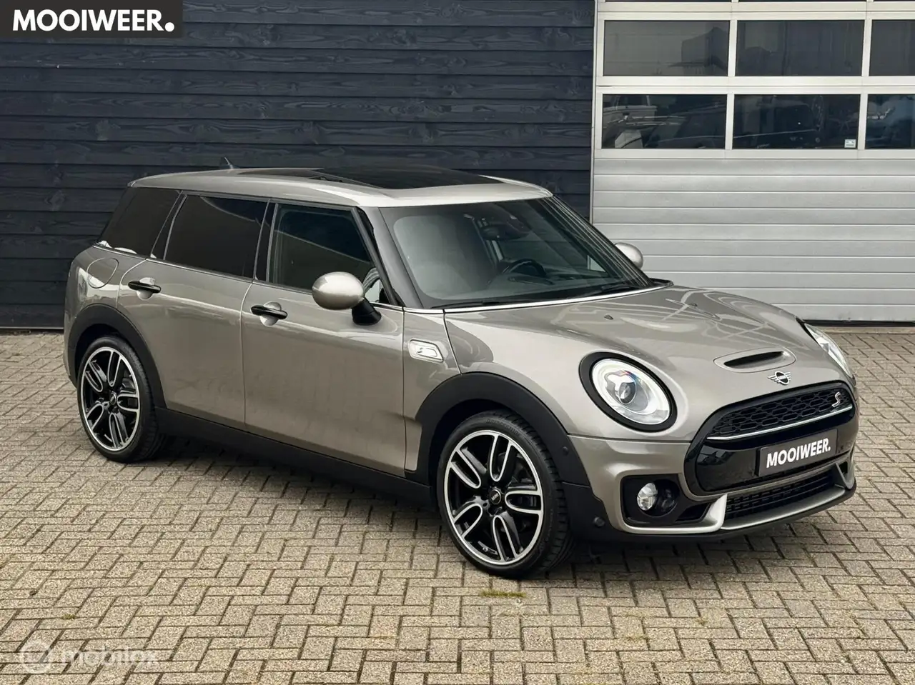 MINI Cooper S Clubman 2.0 Chili | JCW pakket | Pano | Leder — photo 1 of 18