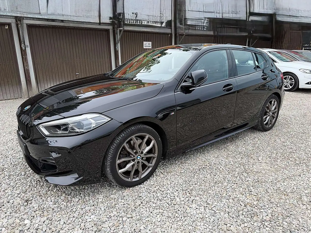 BMW 120 d Aut. *M-PAKET*PANORAMADACH* — photo 1 of 17