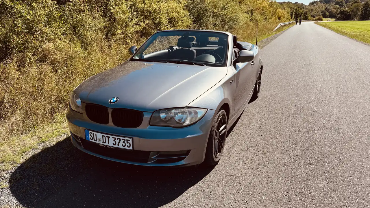 BMW 118 118i Cabrio — photo 1 of 16