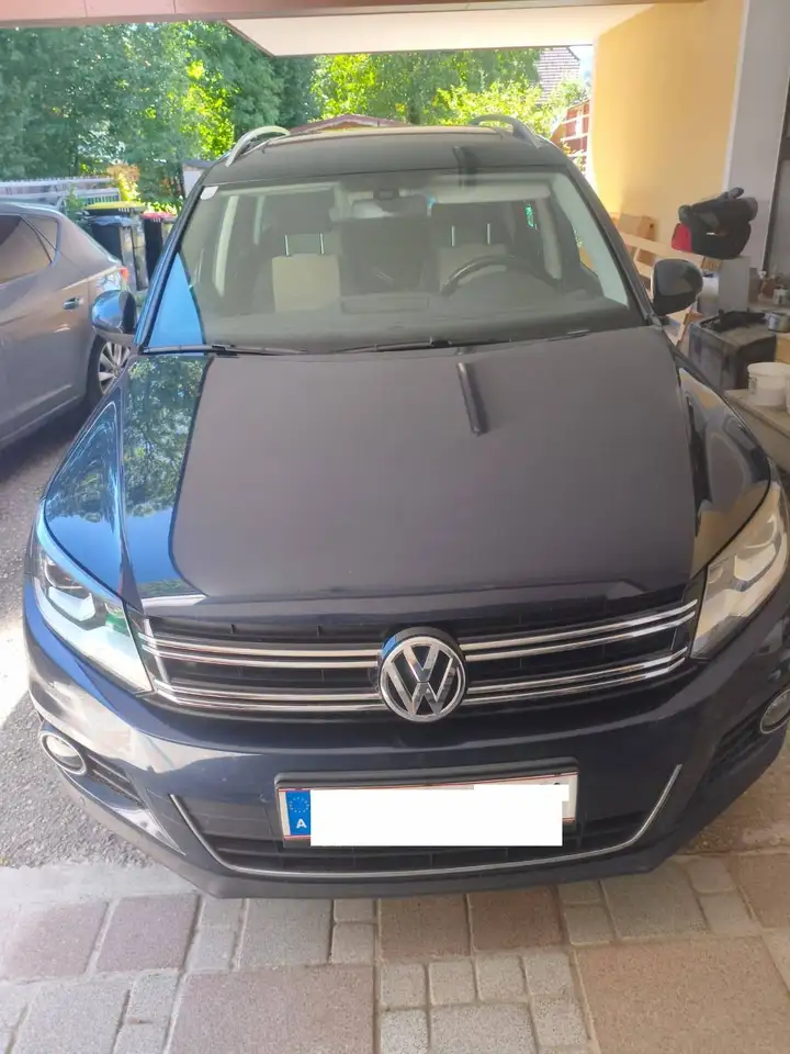 Volkswagen Tiguan Tiguan 2,0 TDI Sky BMT DPF Sky — photo 1 of 28