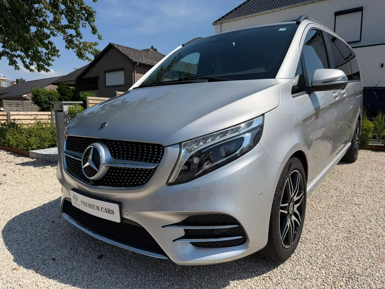 Mercedes-Benz V 250 V 250 d AMG Line! FULL OPTION! Adaptive CC, 360 LichteVracht — photo 1 of 15