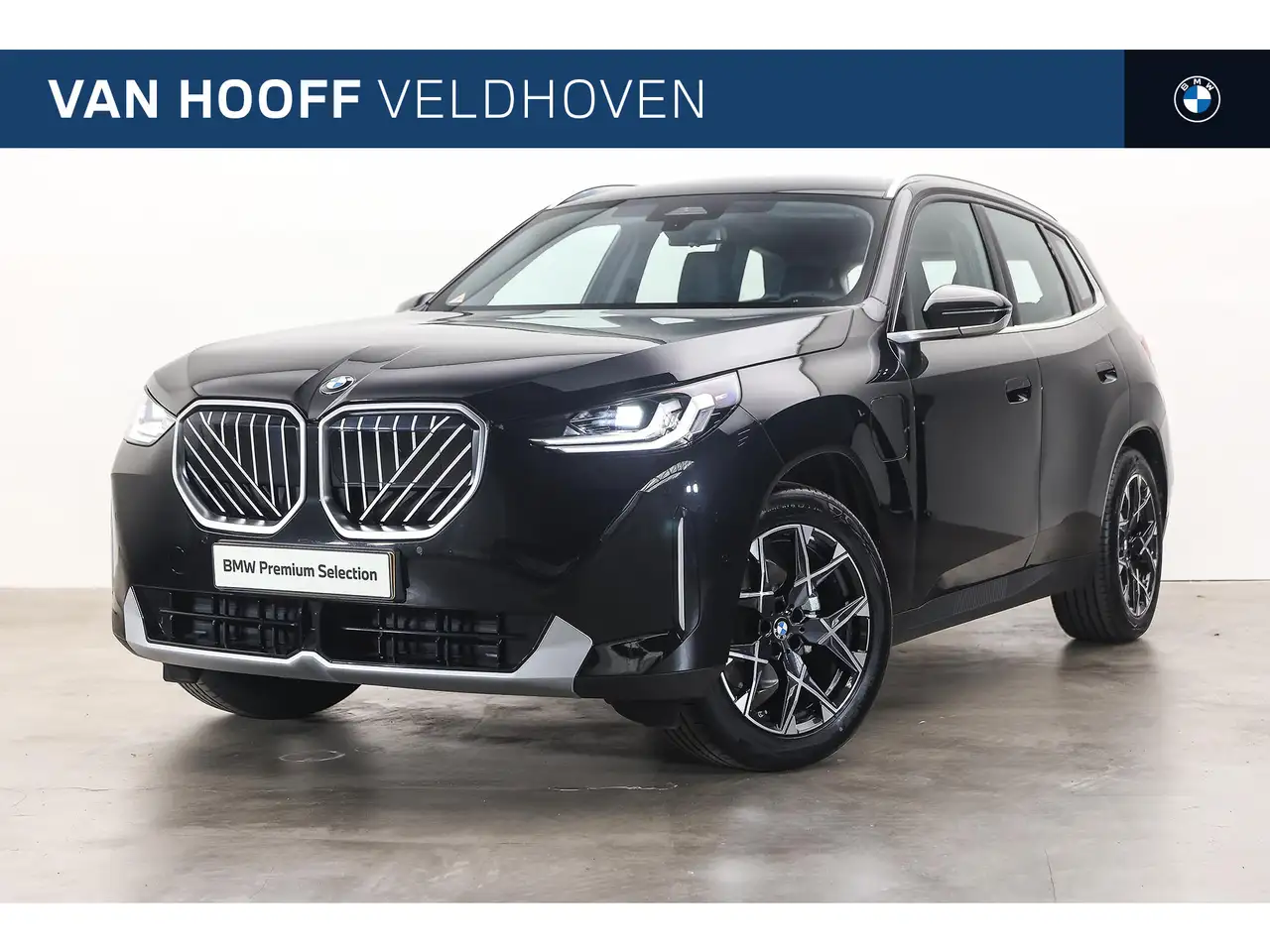 BMW X3 30e xDrive Automaat / Sportstoelen / Achteruitrijc — photo 1 of 15