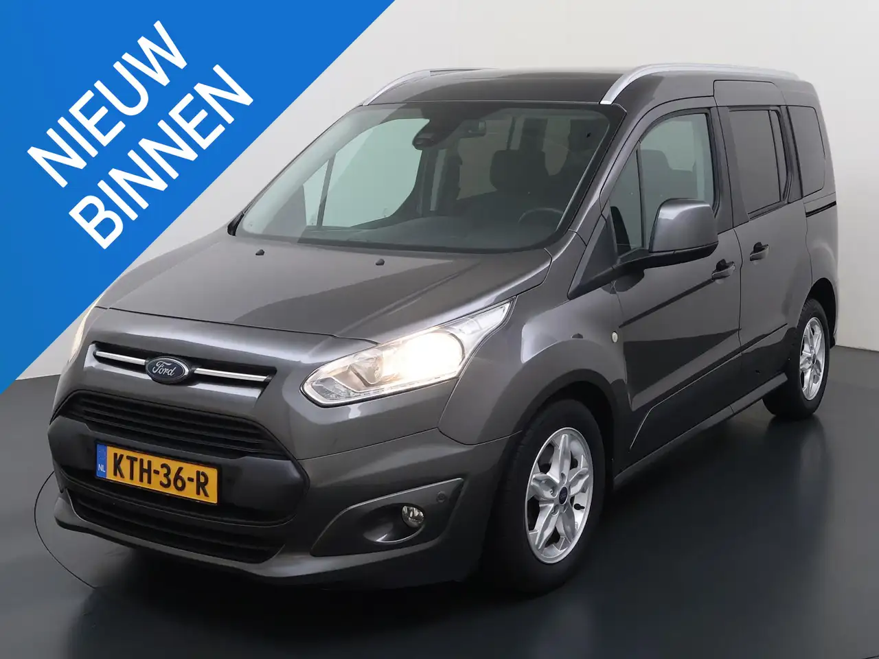 Ford Tourneo Connect 1.0 EcoBoost Titanium — photo 1 of 26