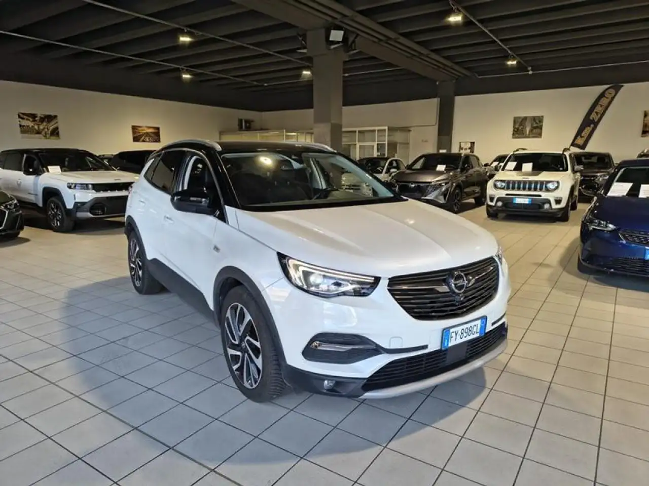 Opel Grandland X 1.5 diesel Ecotec aut. Advance — photo 1 of 15