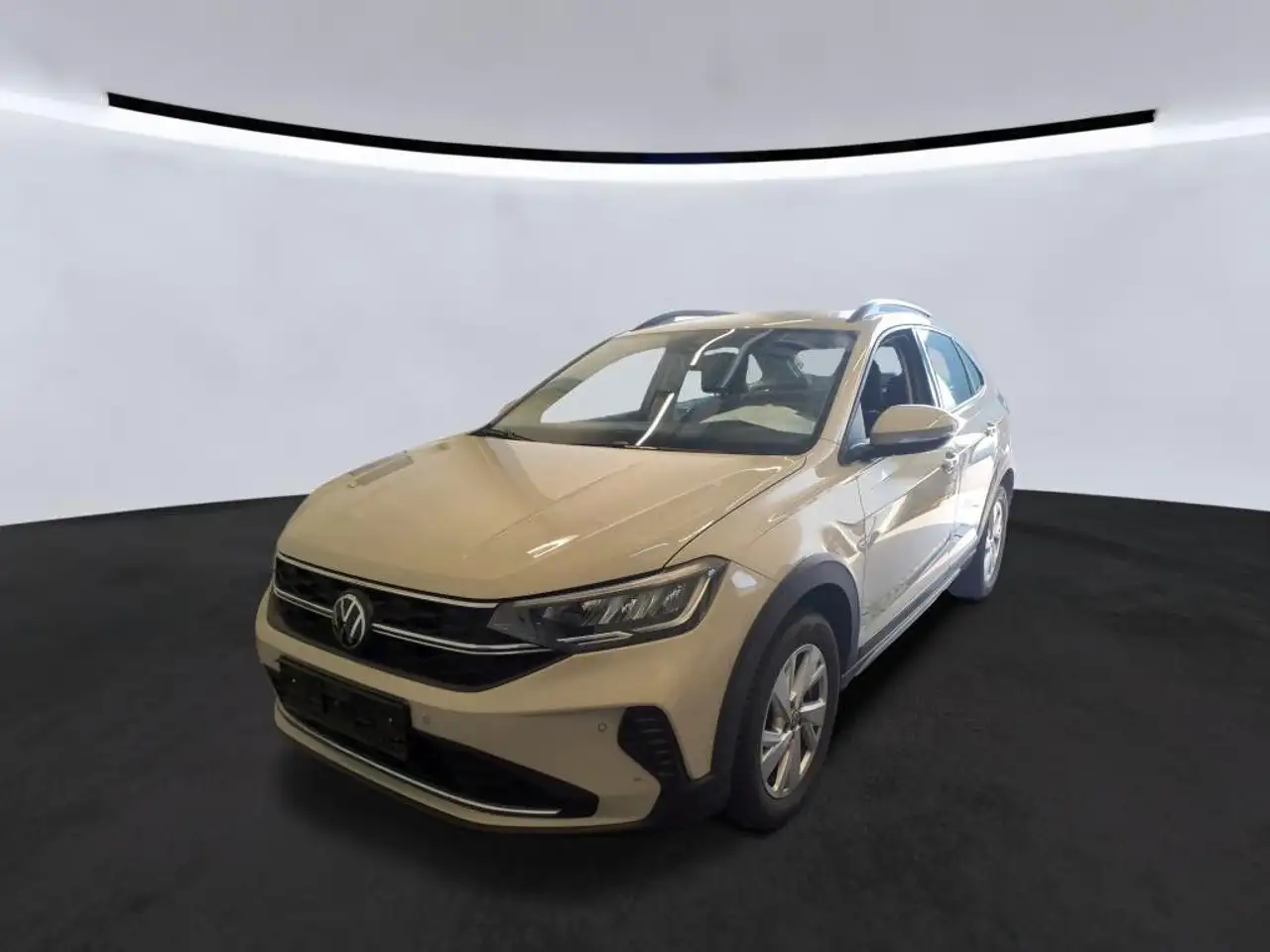 Volkswagen Taigo Life Virtual LED — photo 1 of 7