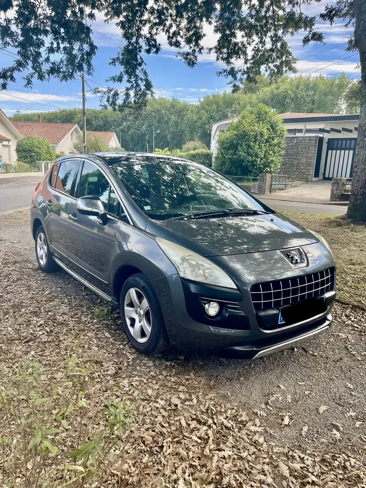 Peugeot 3008 HDi FAP 110 Business-Line — photo 1 of 7