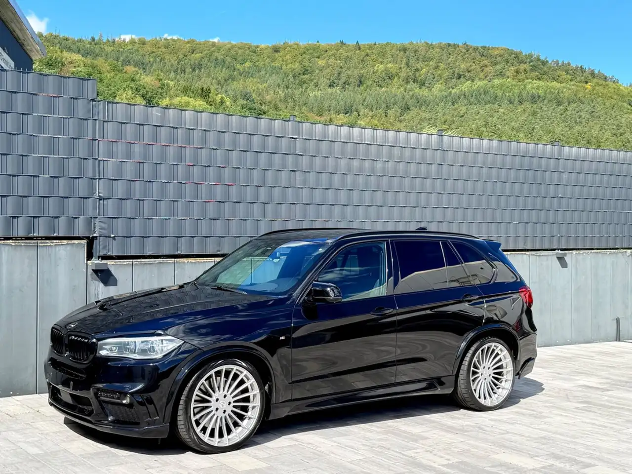 BMW X5 M50d-HAMANN OEM UMBAU-EINZELSTÜCK-HEAD UP-PAN — photo 1 of 28