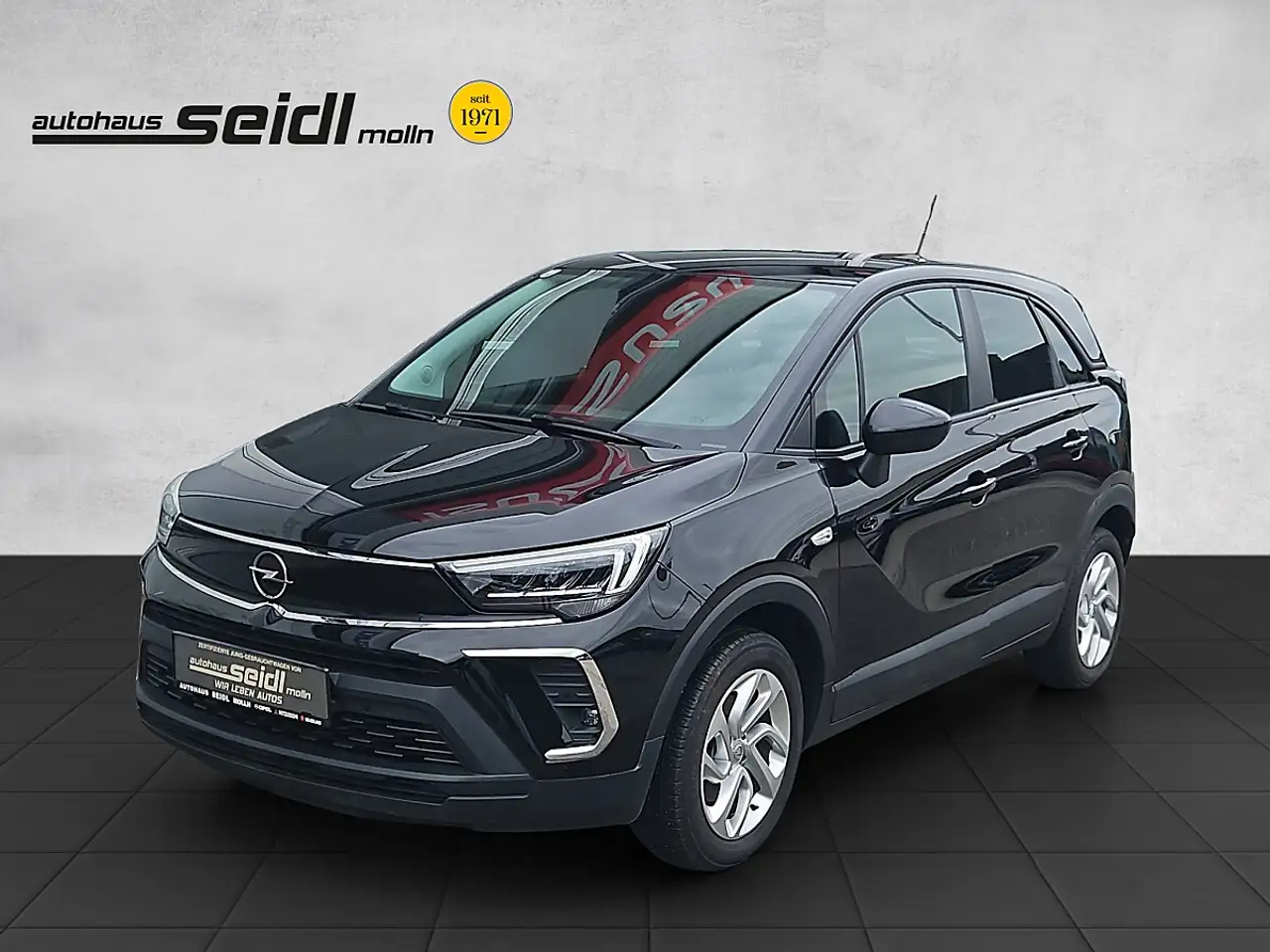 Opel Crossland 1,2 Turbo Business Edition — photo 1 of 23