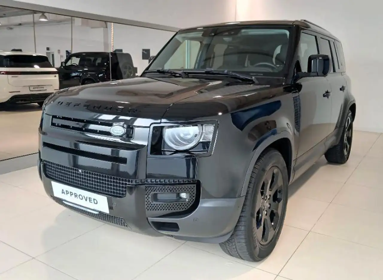 Land Rover Defender (2019) 110 3.0D I6 200 CV AWD Auto SE — photo 1 of 15