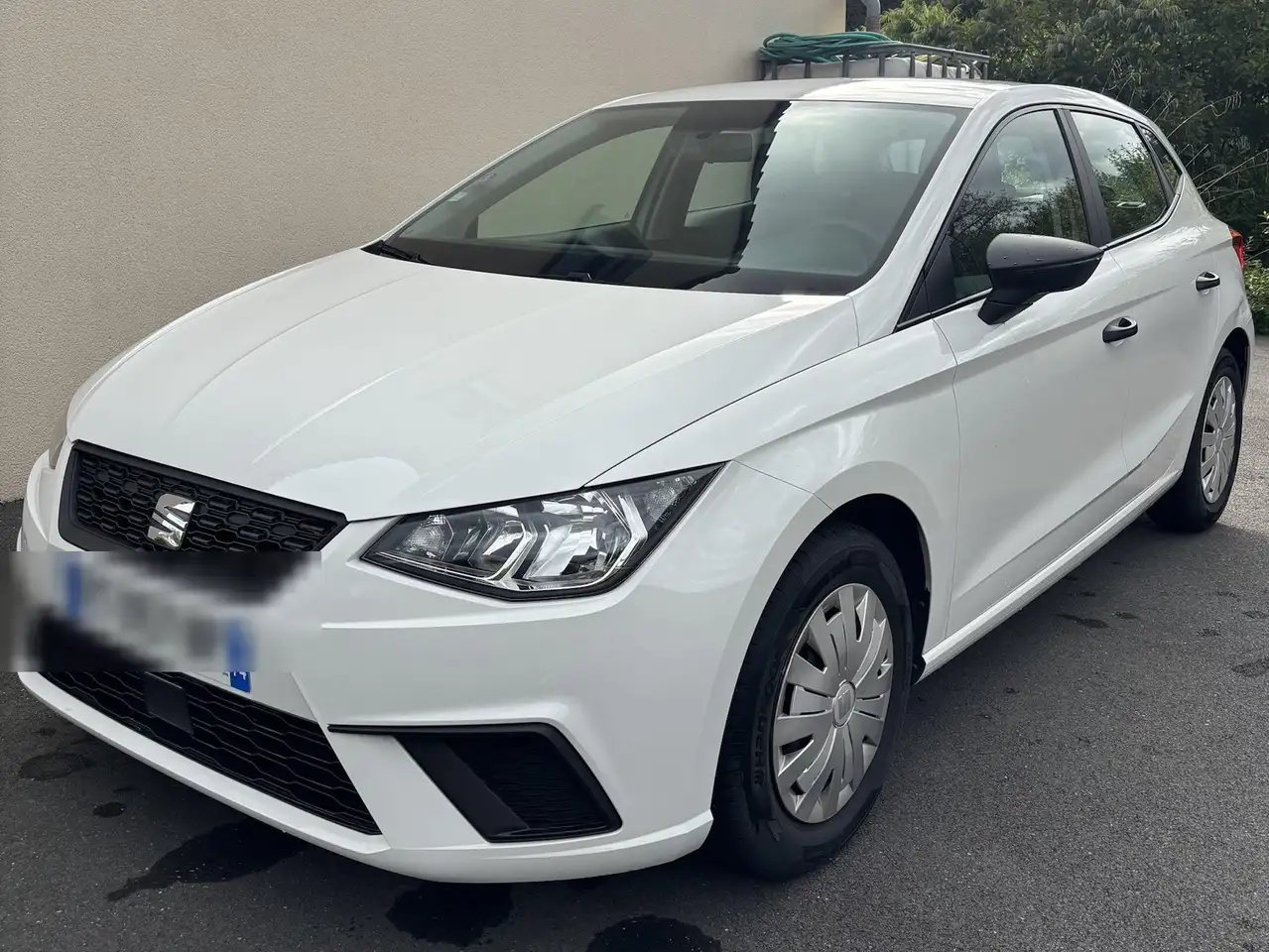 SEAT Ibiza Ibiza 1.0 MPI 80 ch S/S BVM5 Reference — photo 1 of 11