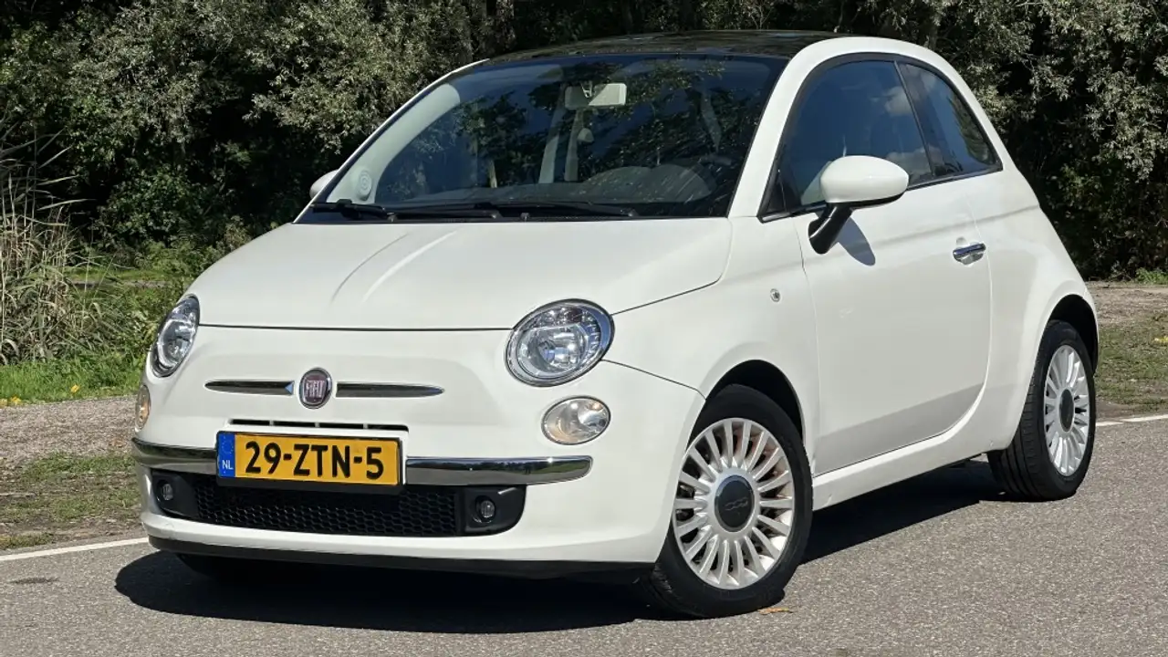 Fiat 500 0.9 TwinAir Lounge - Airco - Panorama — photo 1 of 37