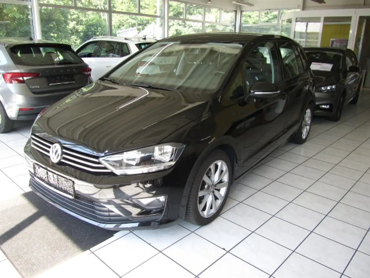 Volkswagen Golf Sportsvan Golf VII Sportsvan 1.4 TSI DSG Comfortline — photo 1 of 15