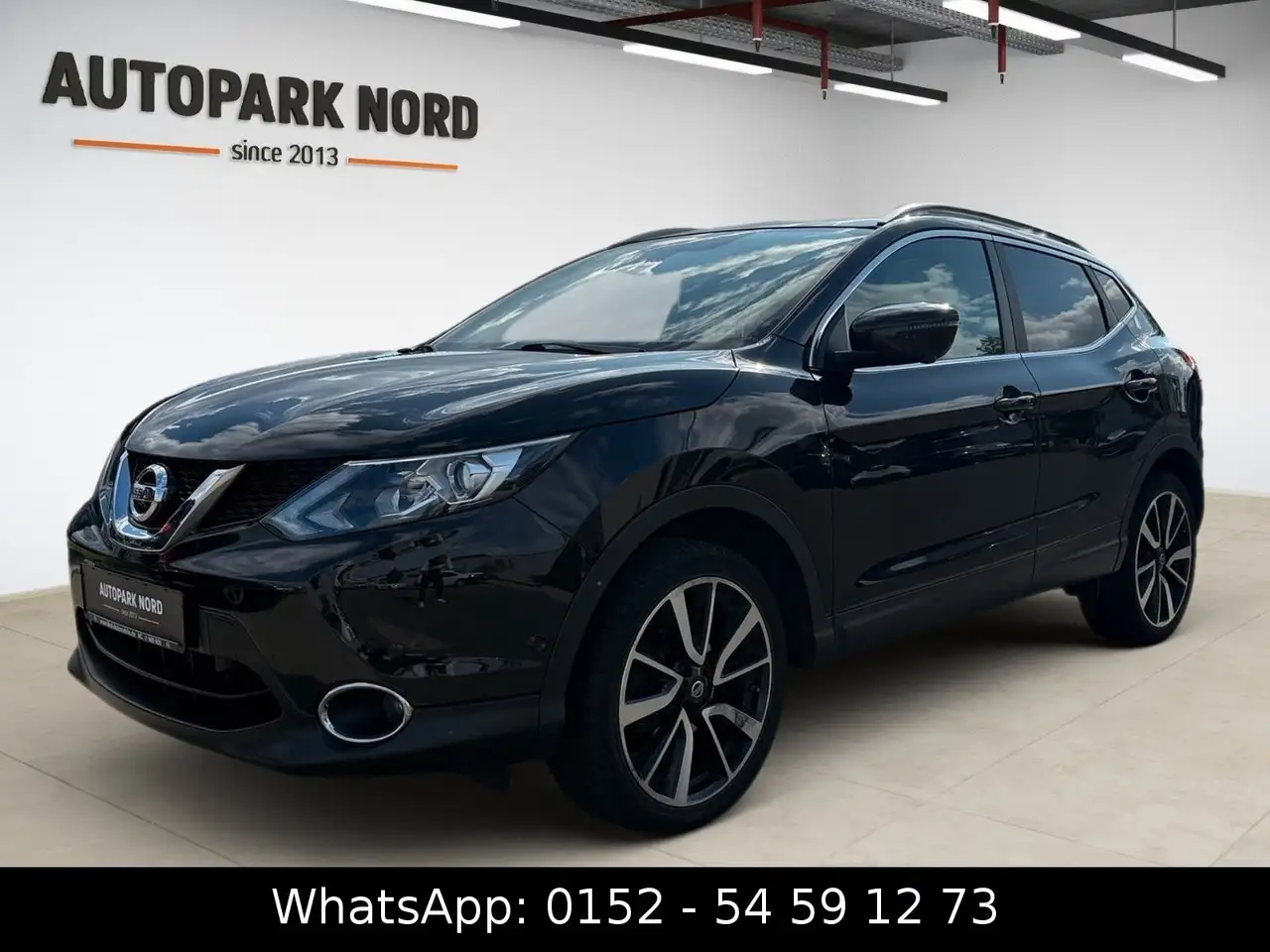 Nissan Qashqai 1.6 dCi DPF Tekna/AHK/PANO/360°/ALCANTAR — photo 1 of 21
