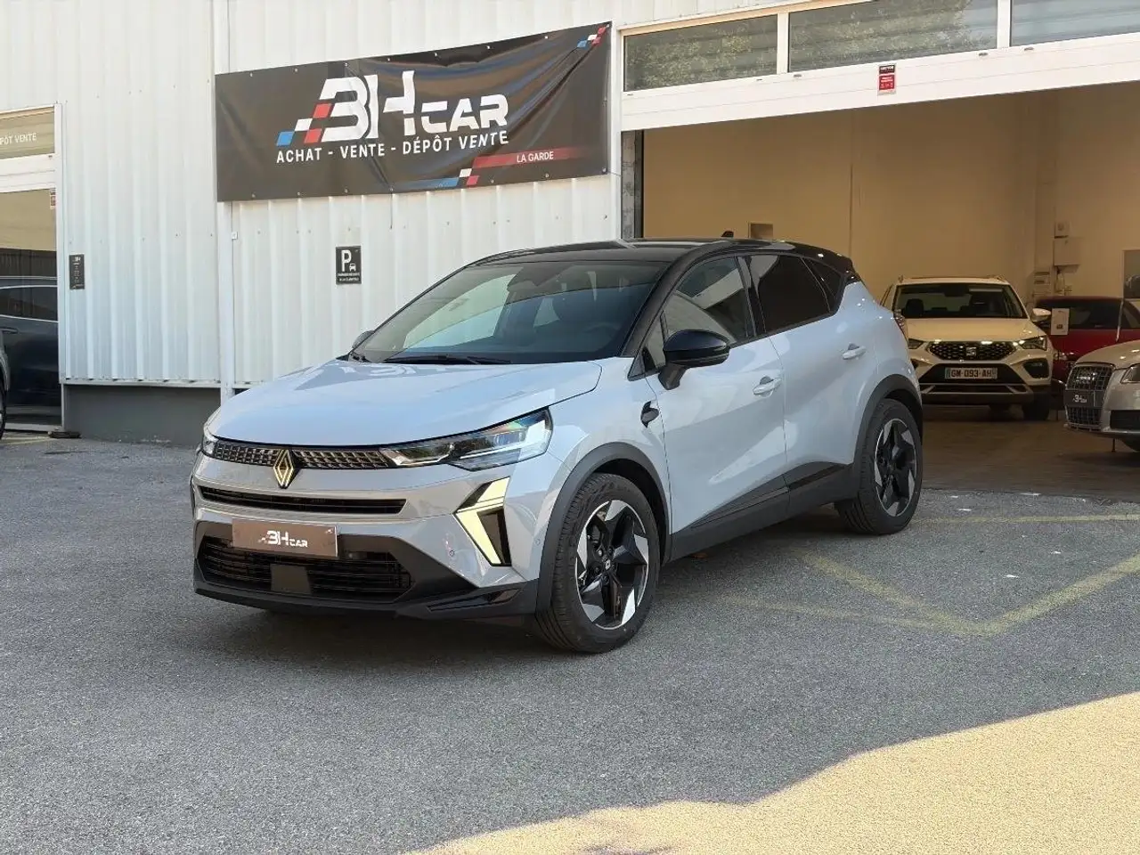 Renault Captur TECHNO BVA 1.6 E-TECH 145 CH FULL-HYBRIDE/CAMERA DE RECUL/CARPLAY/GARANTIE 3 MOIS — photo 1 of 30