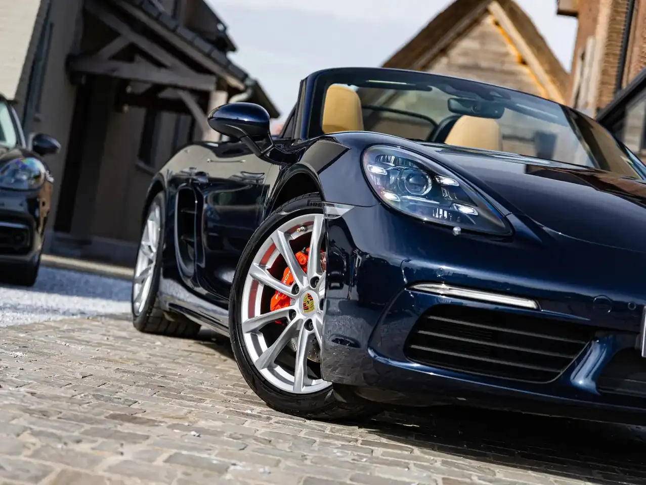 Porsche 718 Boxster 2.0 Turbo PDK — photo 1 of 16