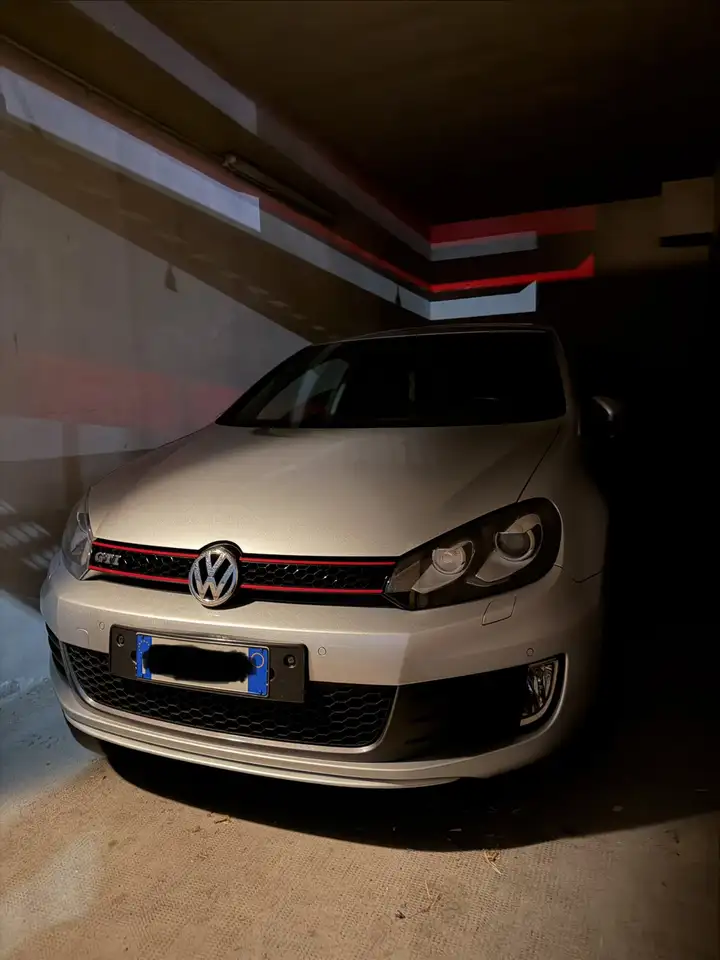 Volkswagen Golf GTI 3 Porte DSG — photo 1 of 2