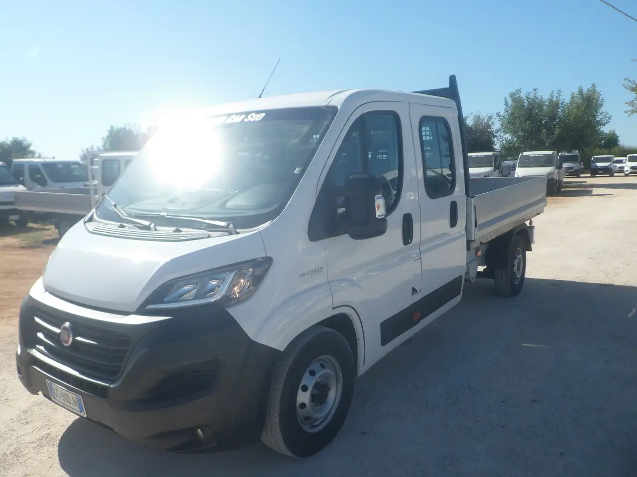 Fiat Ducato doppia cabina cassone fisso — photo 1 of 14