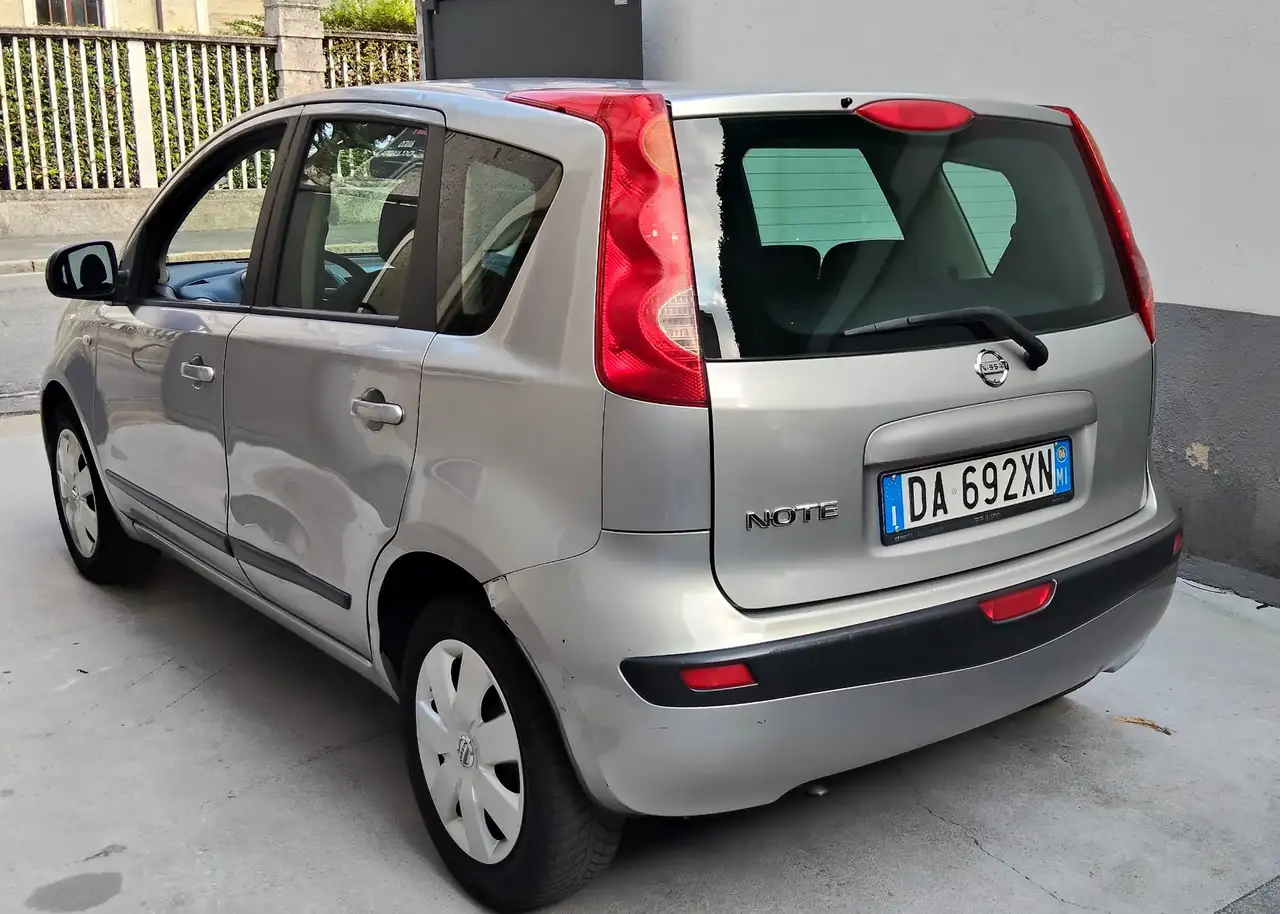 Nissan Note 1.4 16v benzina — photo 1 of 10