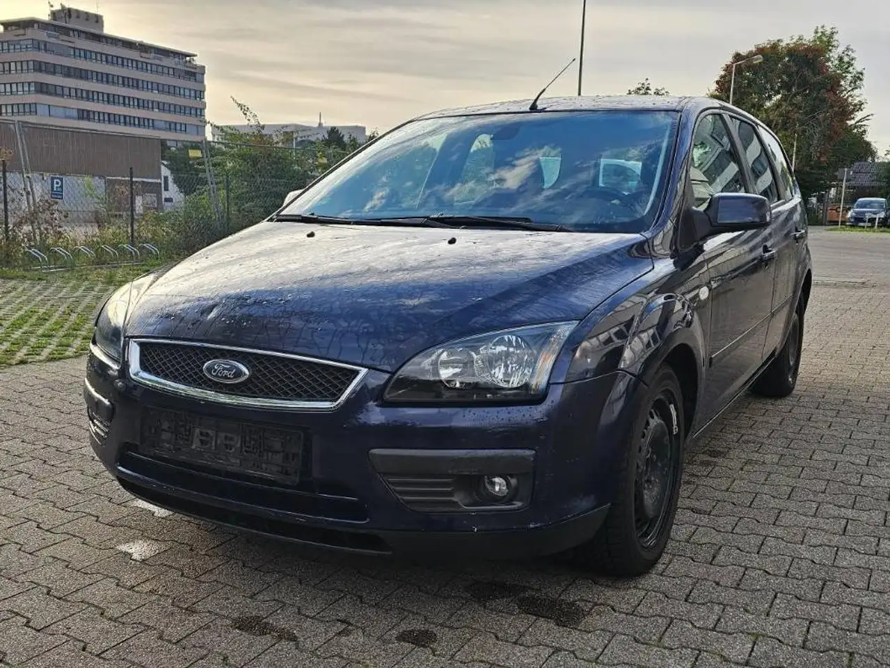 Ford Focus Sport,1 Hand,Klima,Sitzheizung,Parktronic — photo 1 of 11