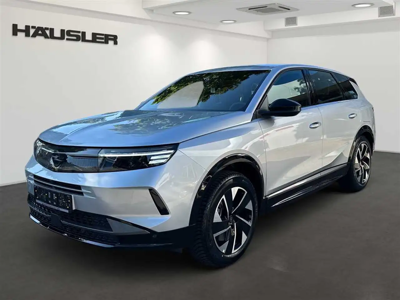 Opel Grandland X Edition PDC kamera LED SHZ CarPlay Klimaauto uvm. — photo 1 of 20