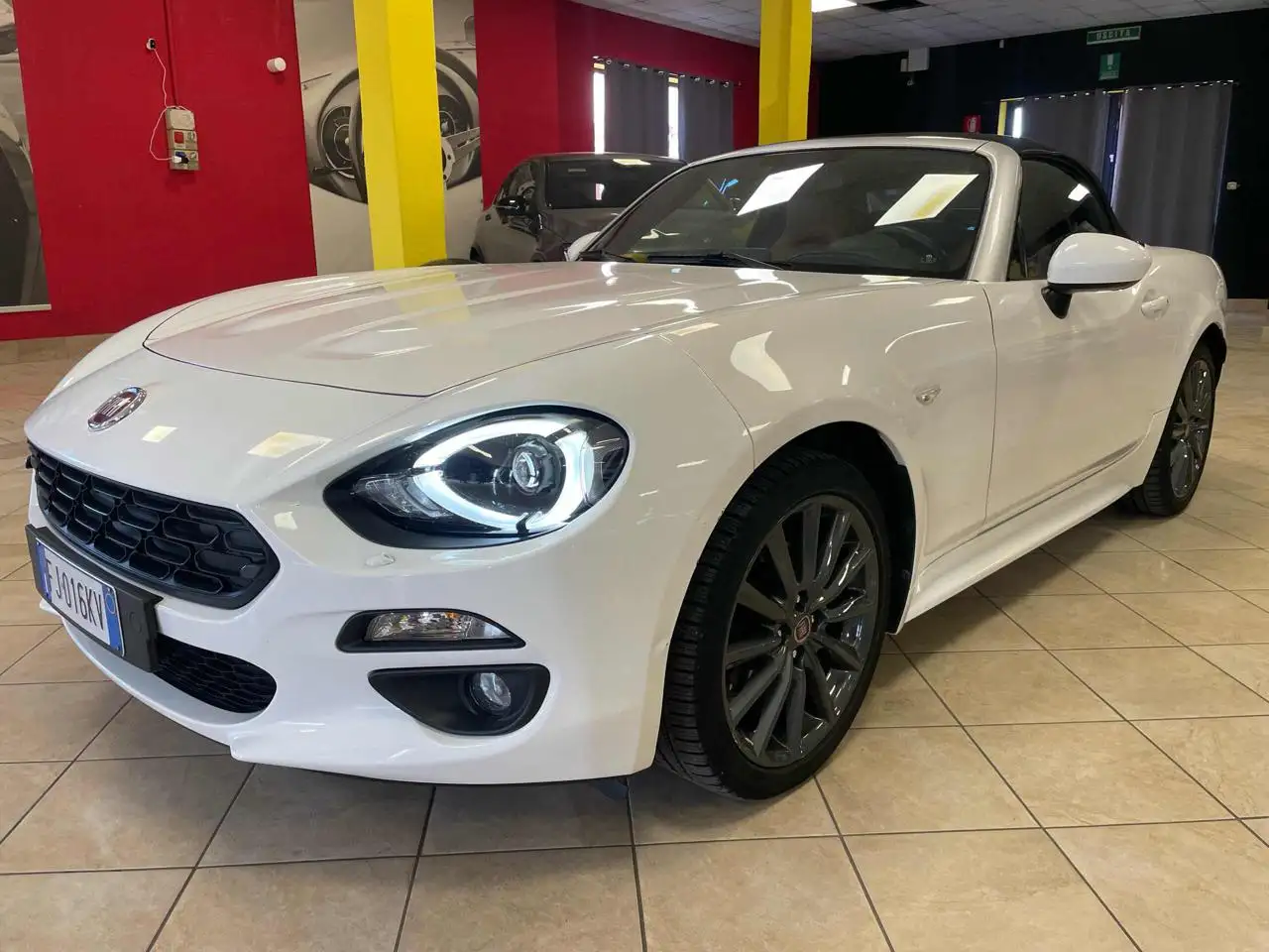 Fiat 124 Spider 1.4 MultiAir Lusso **KM CERTIFICATI/XENON** — photo 1 of 13