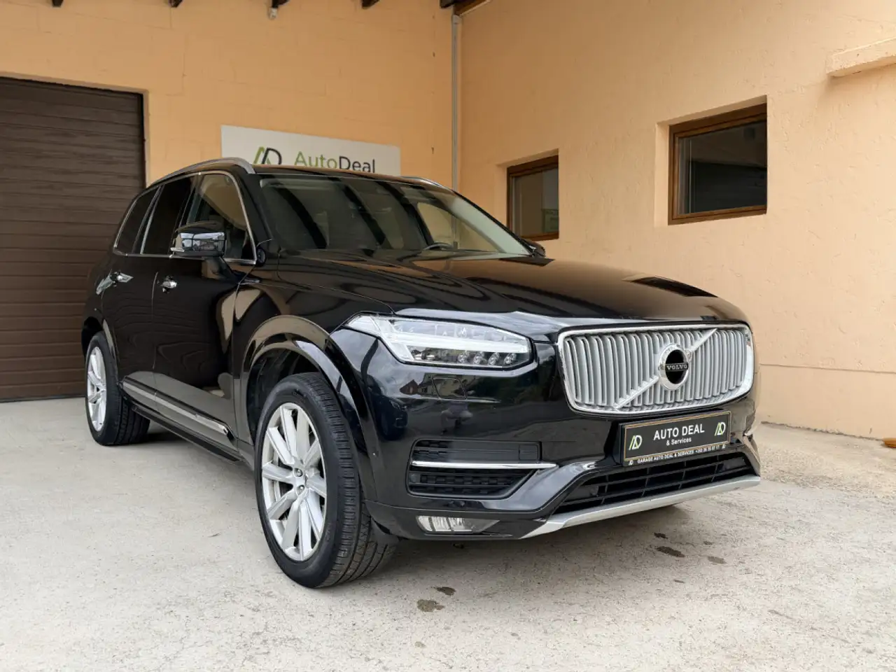 Volvo XC90 inscription luxe D5 224CV D5 AWD 7 PLACES — photo 1 of 18