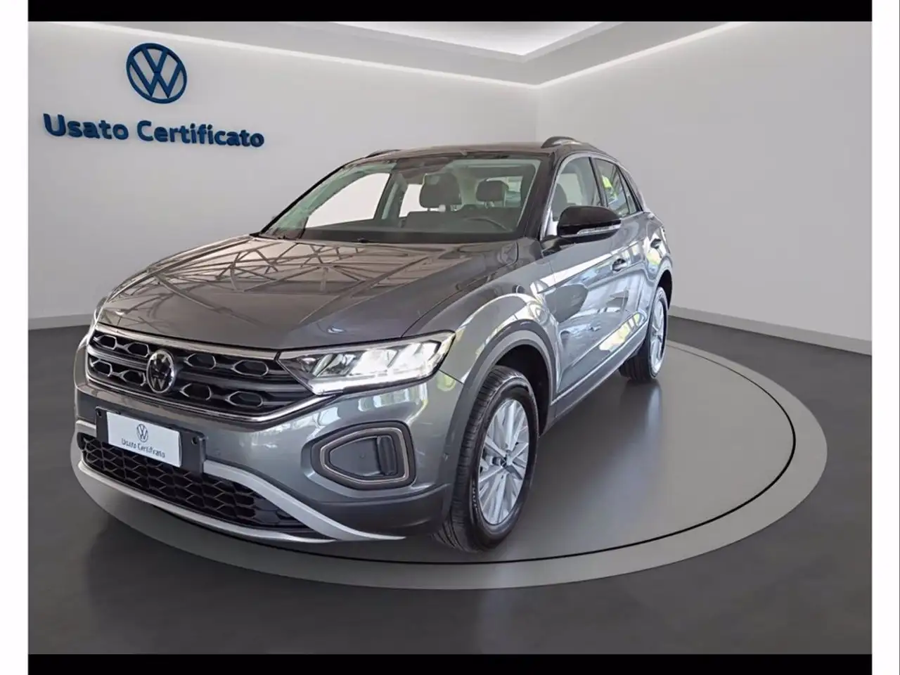 Volkswagen T-Roc 1.0 tsi life 110cv — photo 1 of 22