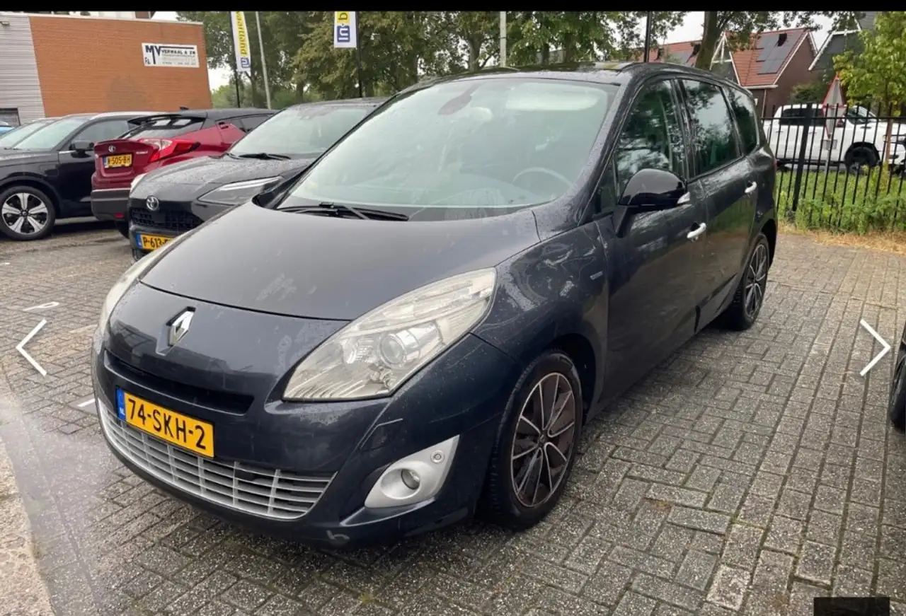 Renault Grand Scenic 2.0 Bose 7p. CLIMA NAVI PANO RIJDT GOED NAP APK — photo 1 of 6