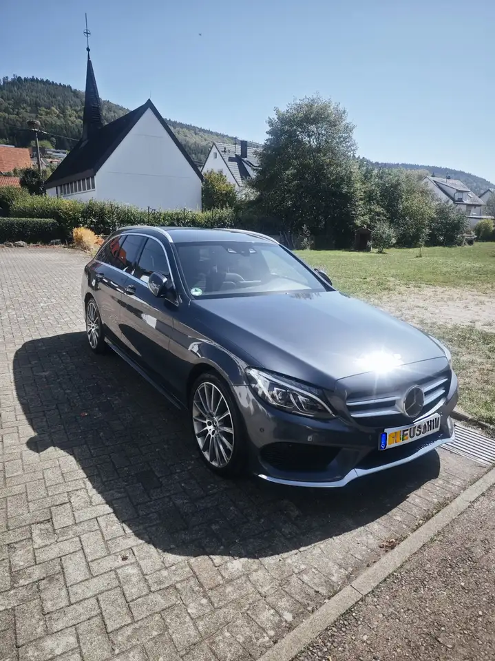Mercedes-Benz C 250 C 250 BlueTec / d 4Matic (205.209) AMG-Line — photo 1 of 13
