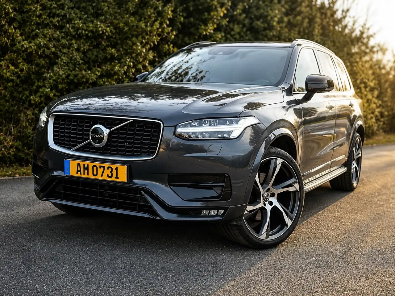 Volvo XC90 D5 AWD Geartronic RDesign — photo 1 of 10