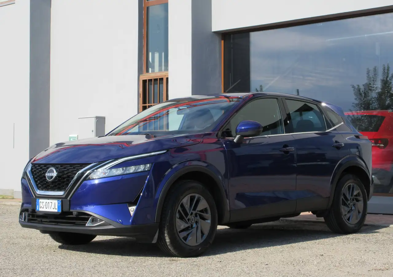 Nissan Qashqai 1.3 mhev Business 2wd 158cv xtronic — photo 1 of 15