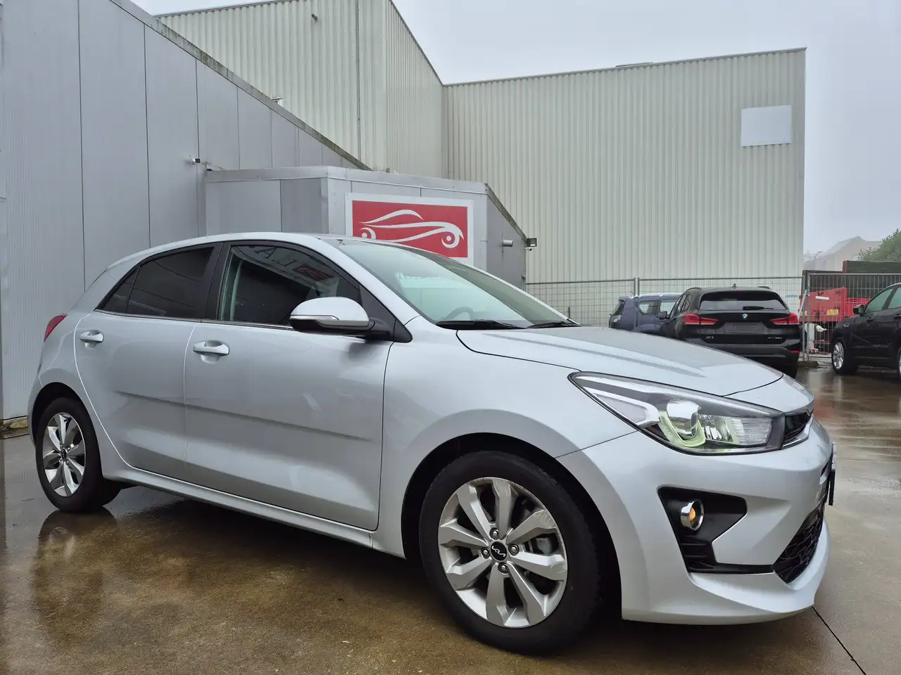 Kia Rio 1.0Ti 100cv // AUTO. 7DCT // 23.869 KM !! 2023 !! — photo 1 of 15