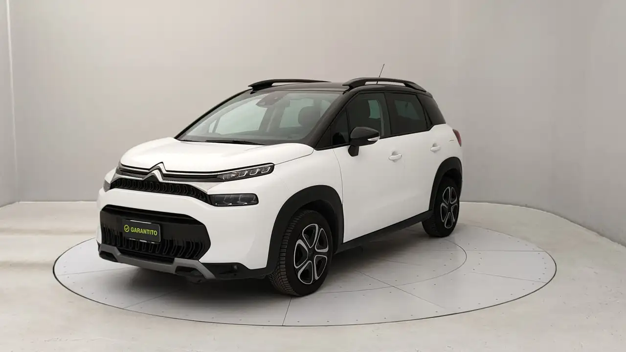 Citroen C3 Aircross 1.2 PureTech Feel — photo 1 of 26