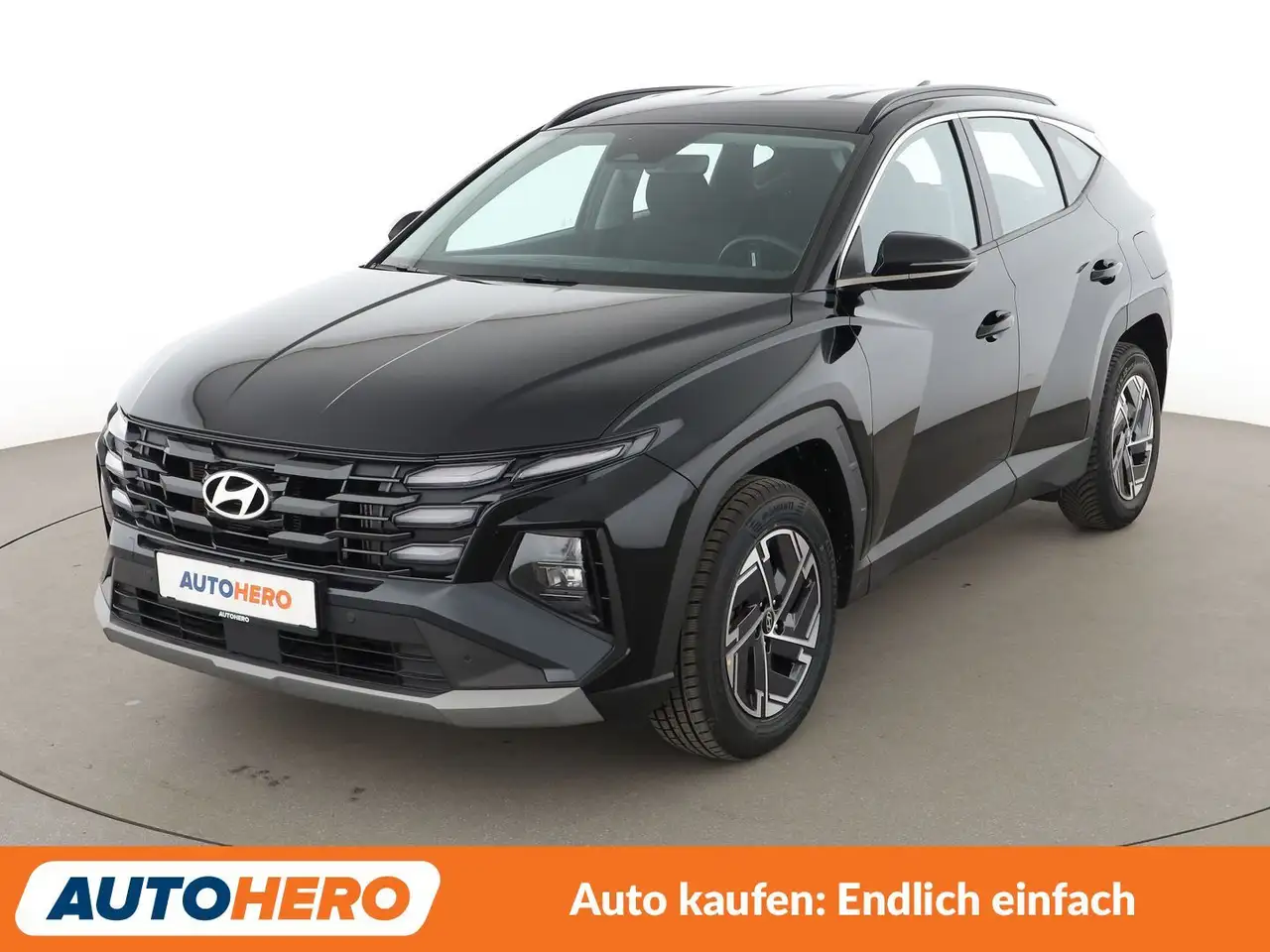 Hyundai TUCSON 1.6 T-GDI Select*NAVI*LED*CAM*SPUR*PDC*SHZ* — photo 1 of 28