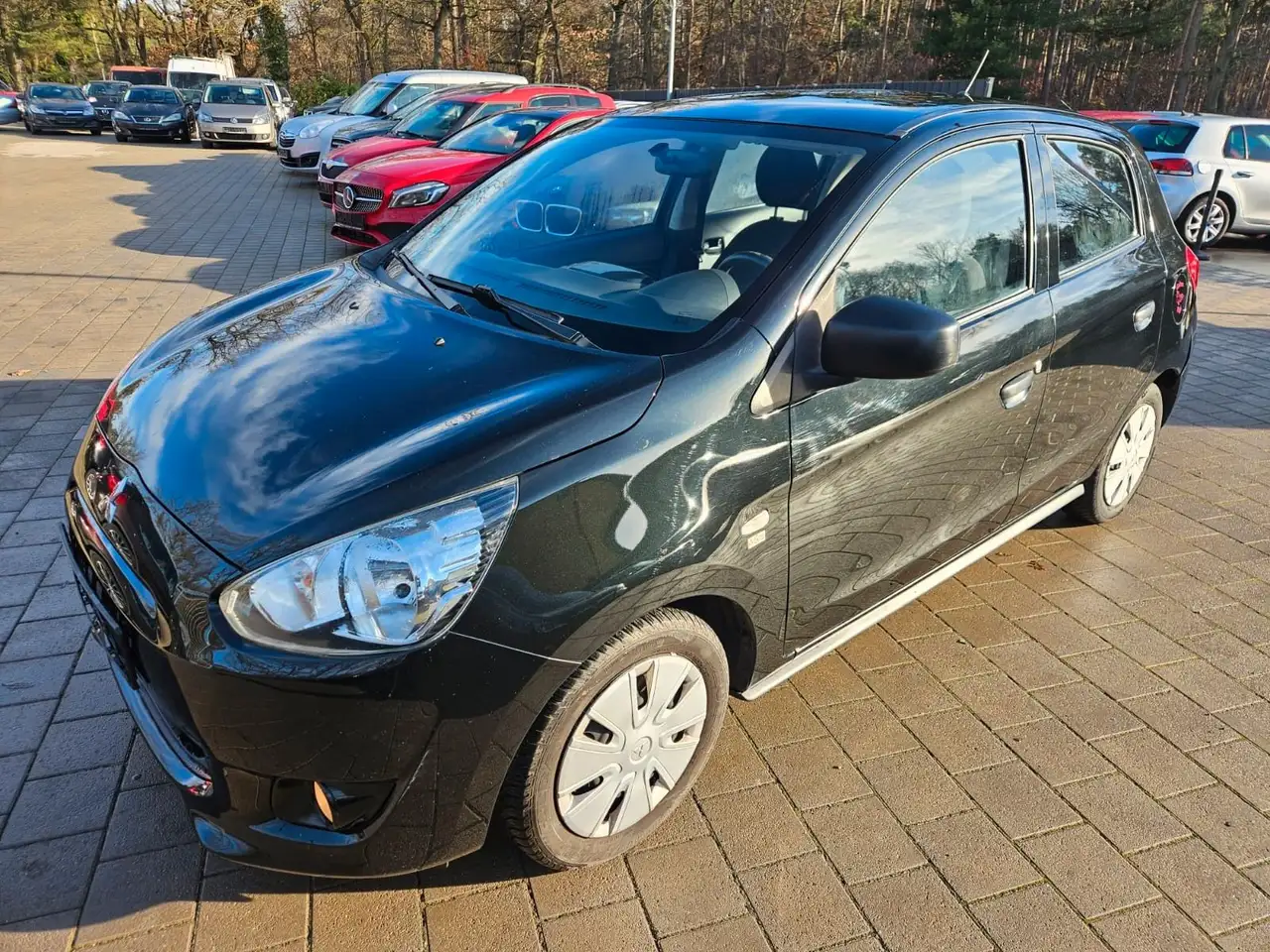 Mitsubishi Space Star Klassik Kollektion — photo 1 of 15