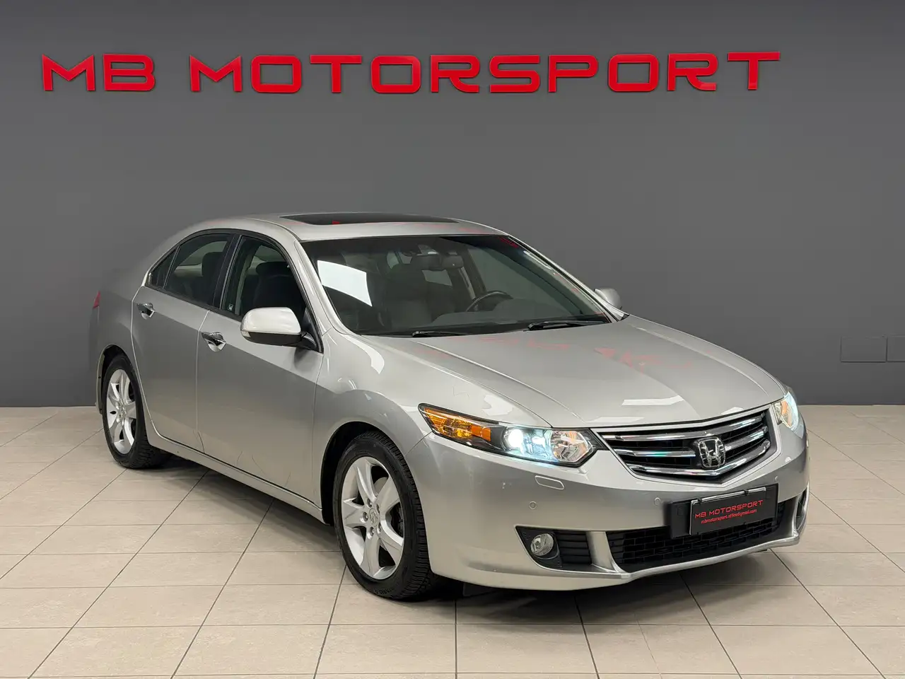 Honda Accord Accord 2.2 i-ctdi Executive 30th pelle i-pilot — photo 1 of 14