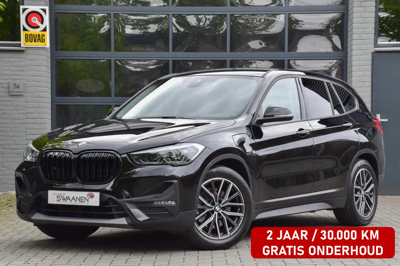 BMW X1 xDrive25e Executive | 18 inch | SOH 93% — photo 1 of 33