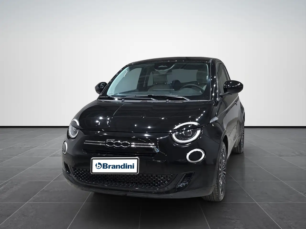 Fiat 500 1.0 Hybrid Icon — photo 1 of 15