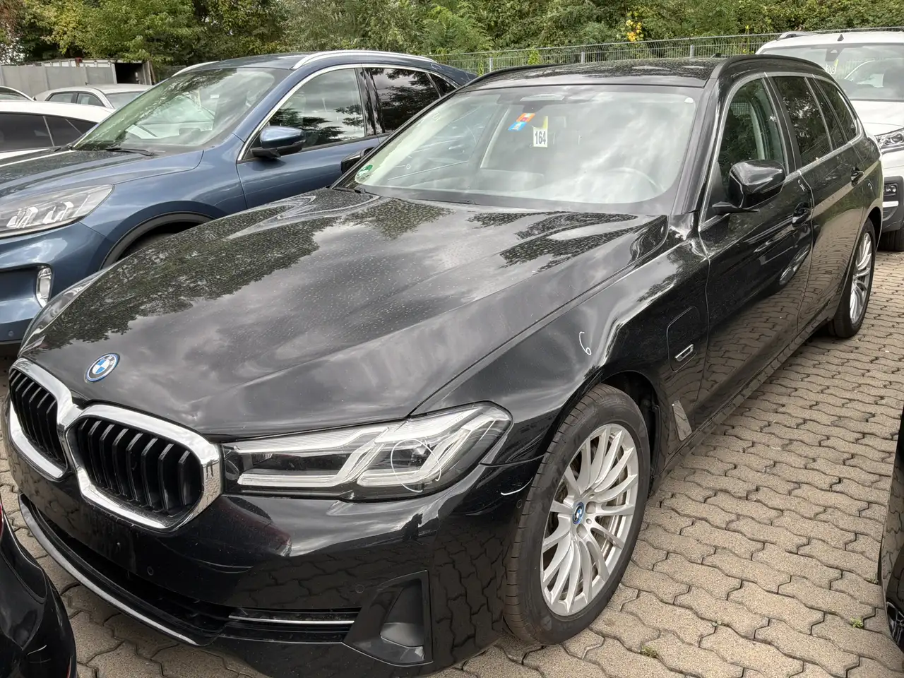 BMW 530 e*AHK*Leder*ACC*CarPlay*R-Cam*LED*Navi*SHZ — photo 1 of 8