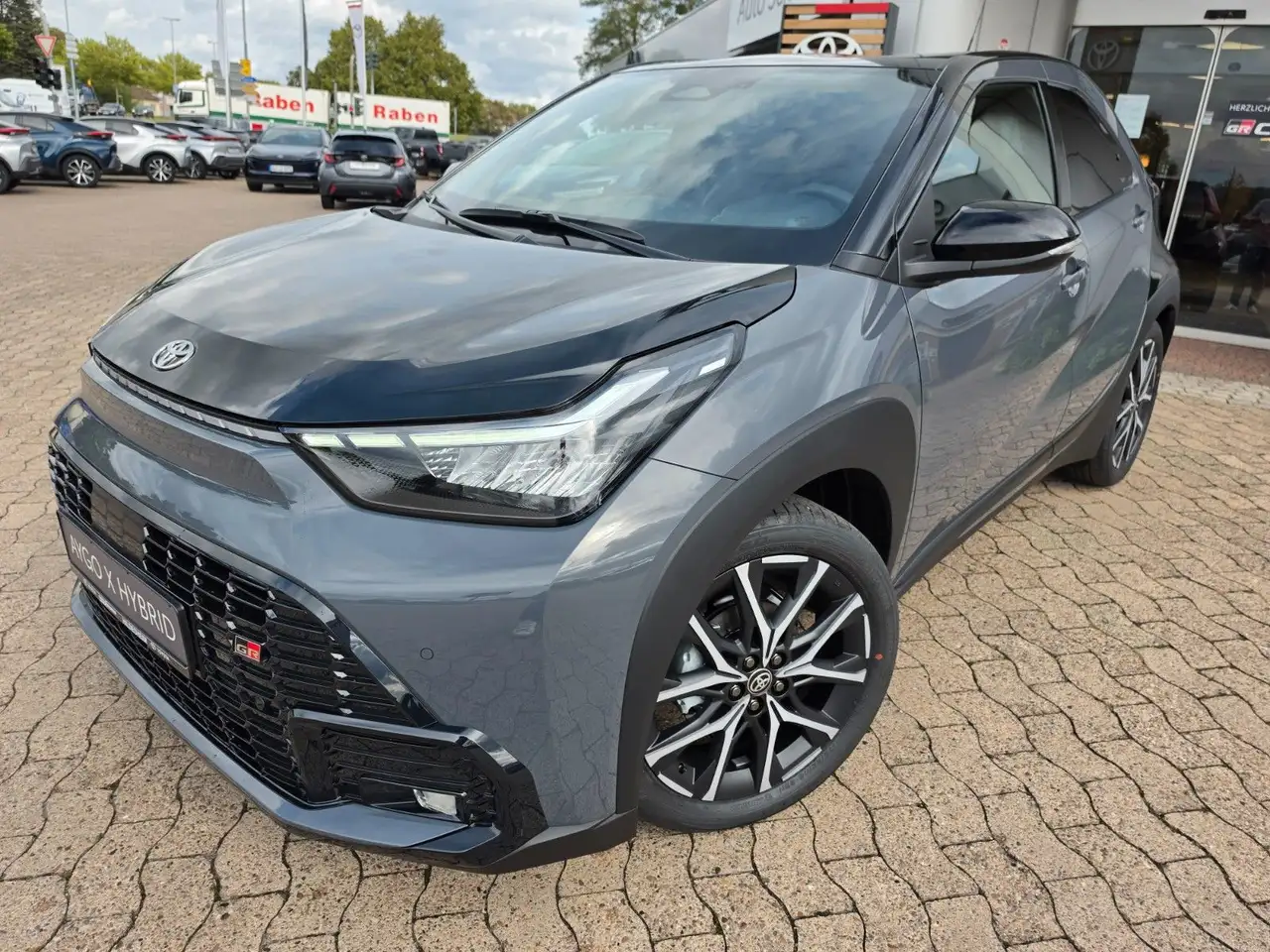Toyota Aygo X Hybrid GR SPORT **JBL** — photo 1 of 9