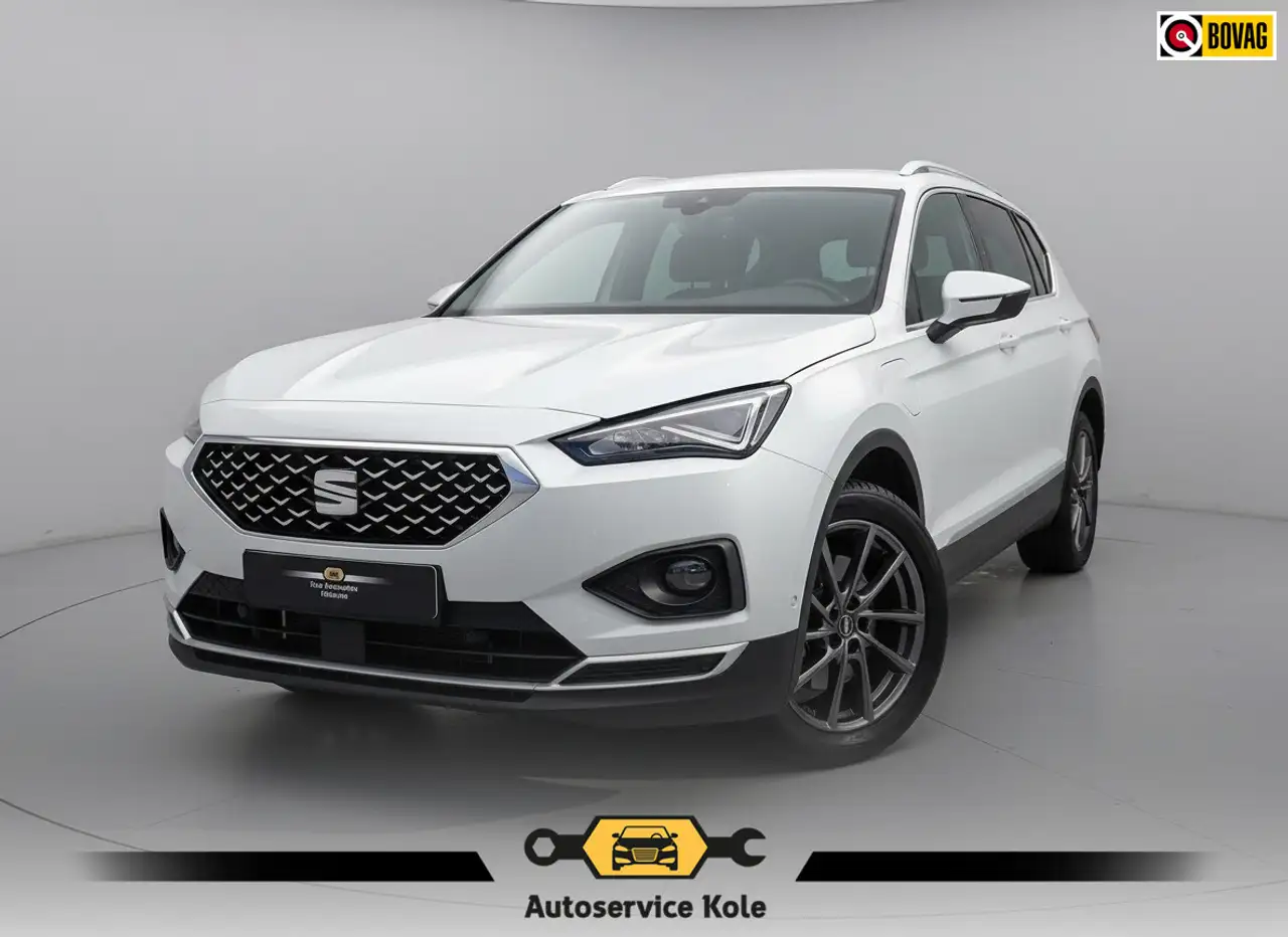 SEAT Tarraco 1.4 TSI e-Hybrid PHEV FR Business Intense * Naviga — photo 1 of 34