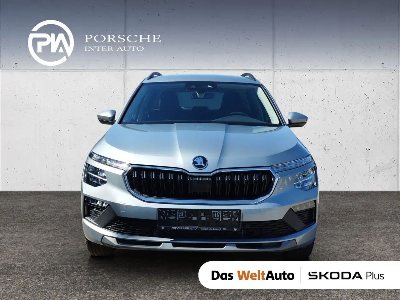 Skoda Kamiq Selection TSI — photo 1 of 25