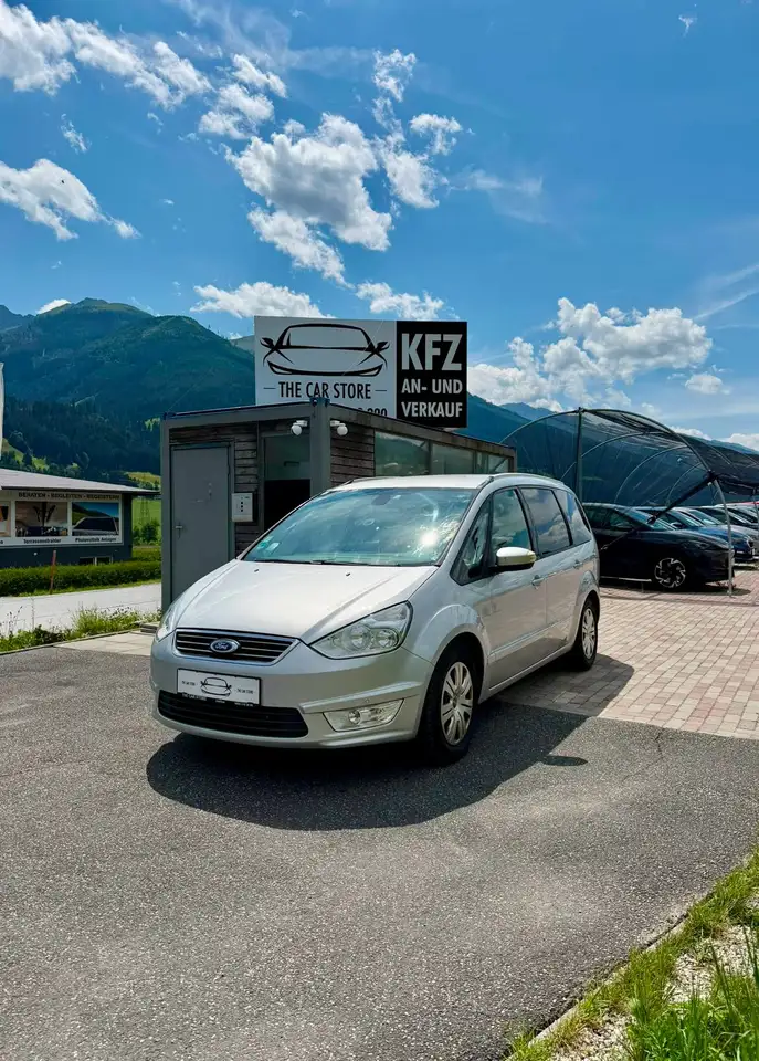 Ford Galaxy Trend — photo 1 of 14