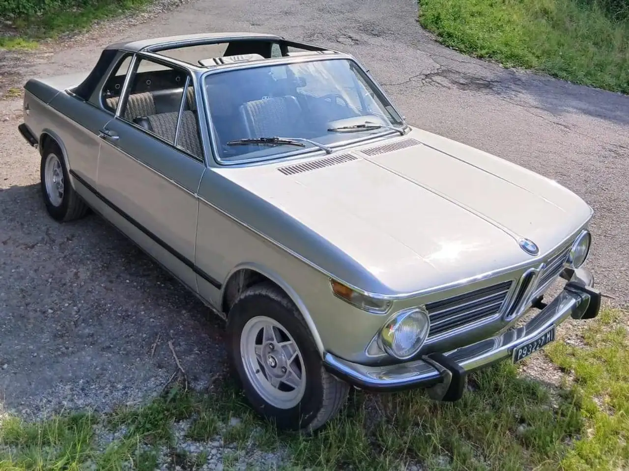 BMW 2002 Baur — photo 1 of 26